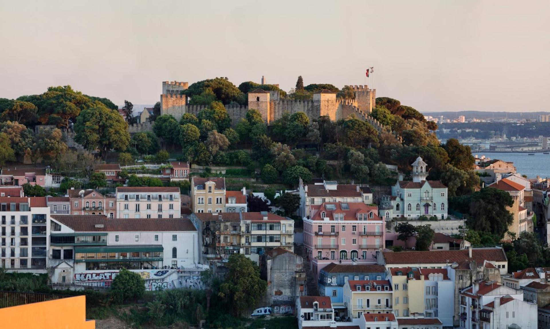 リスボンCosta Do Castelo Terrace, Em Rua Dos Lagares 8アパートメント エクステリア 写真
